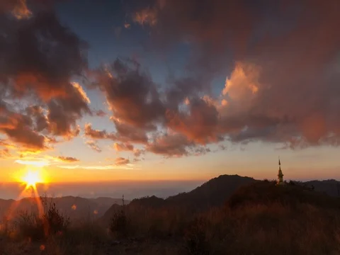 Beautiful Sunset and cloudy on high mountain, Thailand. Stock Footage 77067052