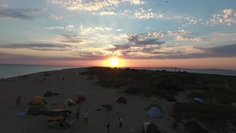 Beautiful sunset on the beach Stock-Footage 171085271