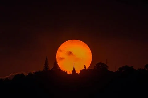 Beautiful Sunset with clouds over Phra That Doi Suthep temple Stock Photos