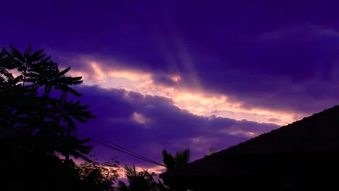 Beautiful sunset clouds timelaps Stock Footage 327592289