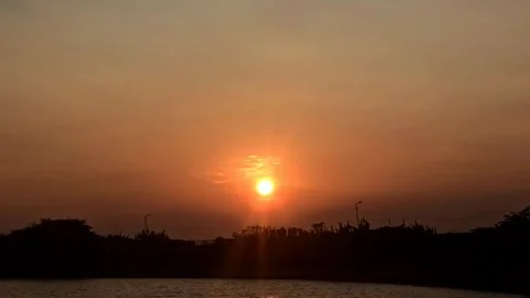 Beautiful sunset Stockbeeldmateriaal 243153122
