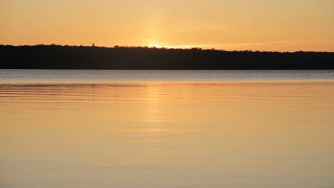 Beautiful Sunset By the lake 動画素材 129733487