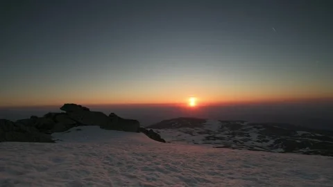 Beautiful sunset in the mountains, time-lapse. Stock Footage 327168971