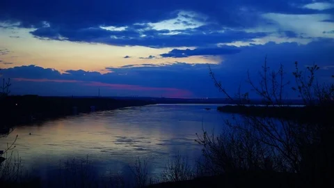 A beautiful sunset in Nizhny Novgorod region on the Volga river Stock Footage