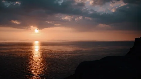 Beautiful Sunset on an Ocean Cliff 動画素材 86080956