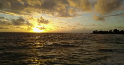 Beautiful sunset on ocean Video stock 72452386