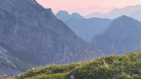 Beautiful sunset over Alps. Stock-Footage 138256749
