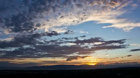 Beautiful Sunset over Mountains Видео 8987313