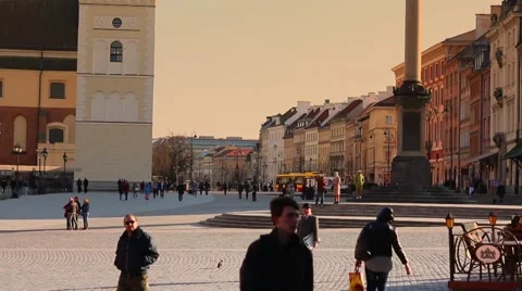 Beautiful sunset over Warsaw's Old Town. Stock-Footage 61796918