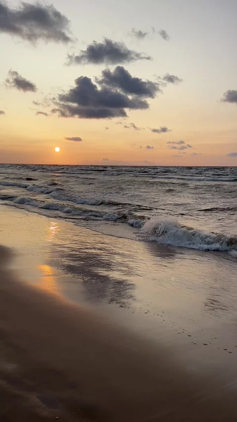 Beautiful sunset with reflection in the sea Stock Footage 277698051