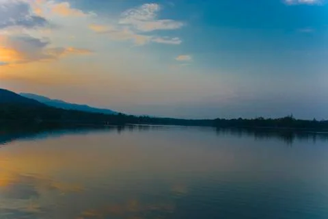 Beautiful sunset sky with dramatic light, Twilight sky background with Colorf Foto stock