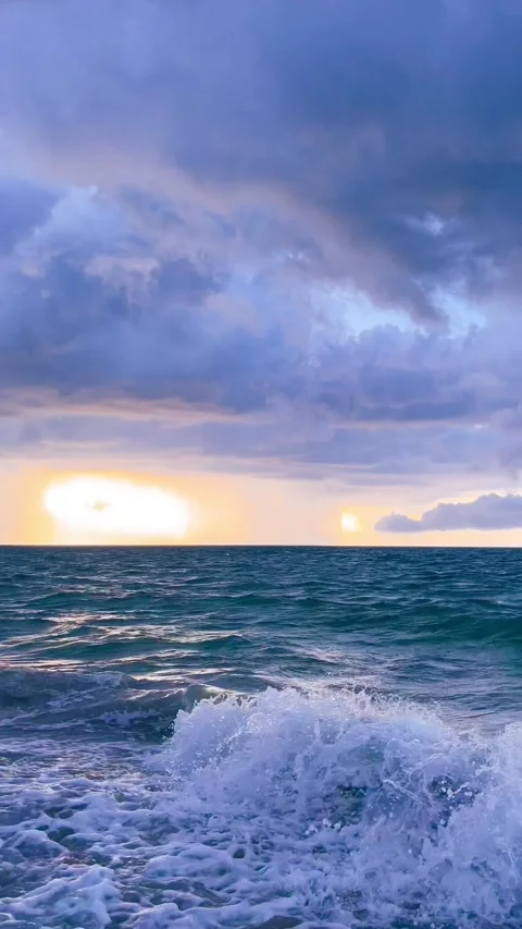Beautiful sunset, stormy cloud over Caribbean sea beach, La Guajira, Colombia Stock Footage 266592304