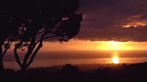 A beautiful sunset time lapse shot of the Pacific Ocean near Ventura, Stock Footage 103266648
