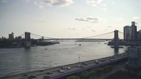 Beautiful sunset view of Lower Manhattan from Manhattan Bridge. Stock Footage 167292560