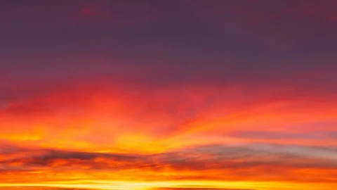 Beautiful sunset/sunrises sky. 4k time-lapse 스톡 동영상 100657245