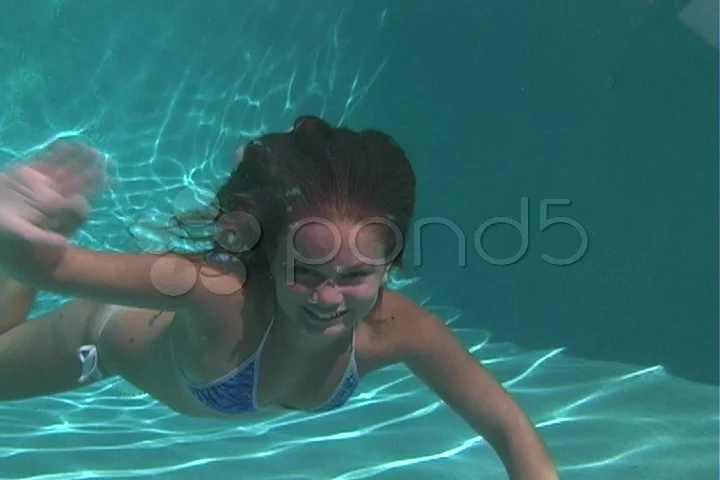 Underwater Beautiful Teen 42