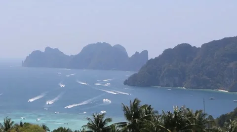 Beautiful Thai bay at Phi Phi Island. Speed boats near Phi Phi Stock-Footage 60953250