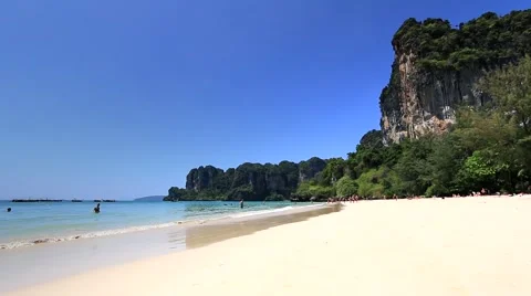 Beautiful Thai Beach. Railay Beach near Krabi. Vídeo Stock 60956550