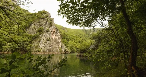 Beautiful time lapse of river and mountains. Landscape from Canyon Matka 库存影片 107018162