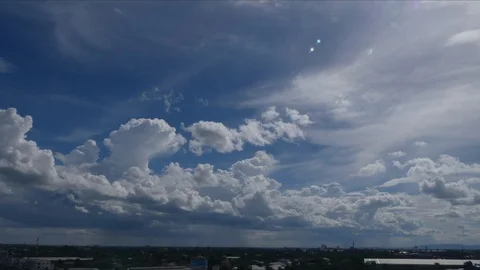 Beautiful time lapse shot overlooking the city, 스톡 동영상 110131083