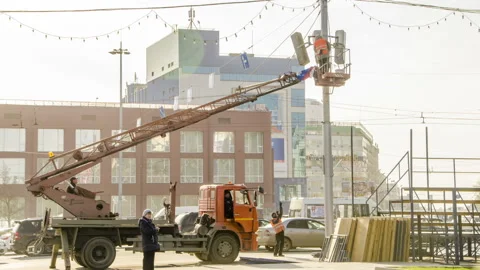 A beautiful time-lapse of the work of an folding tower Stock-Footage 129514409