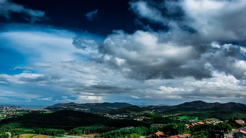 A beautiful timelapse with a cloudy skyes Video stock 94624139