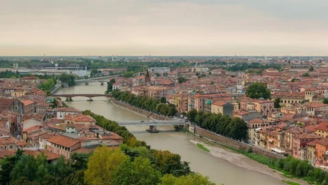 Beautiful timelapse video with panoramic landscape of Verona city, Italy 스톡 동영상 72500147