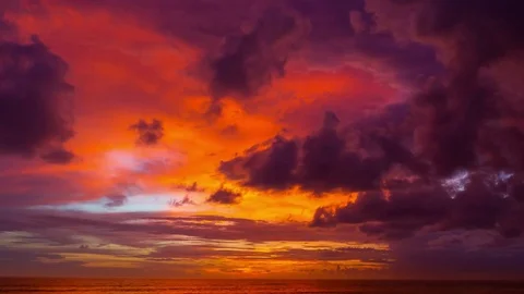 Beautiful tropical sunset. Vídeo Stock 78141157