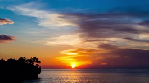 Beautiful tropical sunset. Vídeos de archivo 78548236