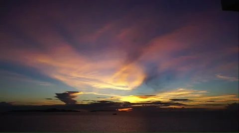 Beautiful twilight light during sunset in Pattaya Stock Footage 55552194