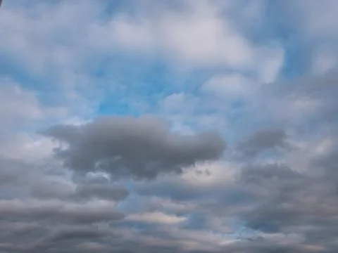 Beautiful various forms clouds in the high sky Fotos Stock