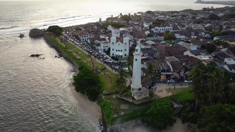 Beautiful Vertical Evening View White house Galle and sea 動画素材 305523482