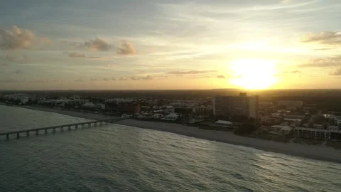 Beautiful view of beach in Florida Video stock 289641038