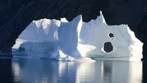 Beautiful view of icebergs Stock Footage 100757355