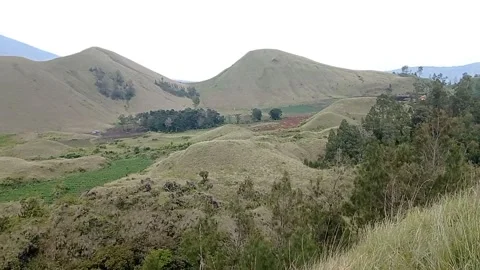 Beautiful view of the mountains Stock Footage 168790707
