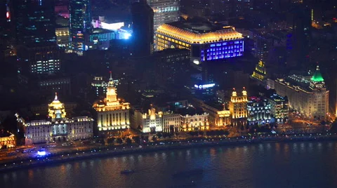 Beautiful view of Shanghai - Bund or Waitan waterfront at night,Shanghai Vidéo 57473477