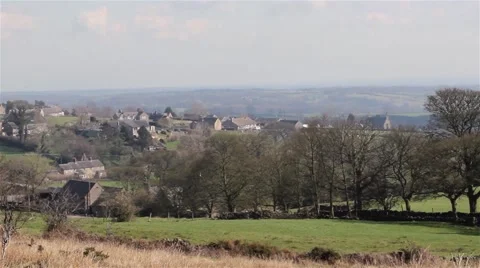 Beautiful View Of Stanton Countryside Village - English Nature Walks 库存影片 49070053