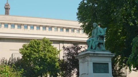 Beautiful View Of The Statue Of Benjamin Franklin In Trocadero Paris, Stock Footage 161773307