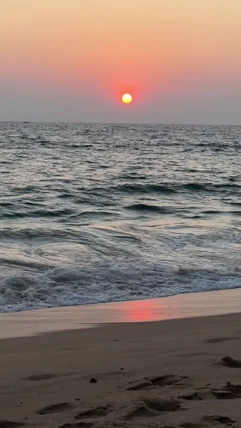 Beautiful view of the sunset on the ocean Stock Footage 321965952