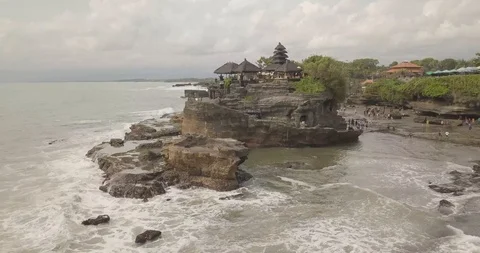 Beautiful view from the top of the temple tanah lot, Indonesia ostrav Bali Stock Footage 106769838