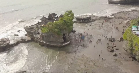 Beautiful view from the top of the temple tanah lot, Indonesia ostrav Bali Stock Footage 106770202