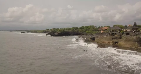 Beautiful view from the top of the temple tanah lot, Indonesia ostrav Bali Stock Footage 106770984