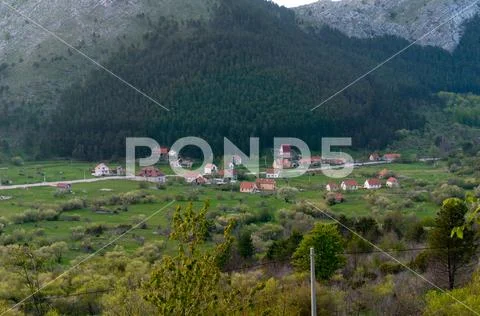 Beautiful view of the traditional houses in the mountainous terrain in Monten Stock Photos