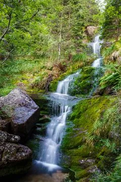 A beautiful view of the upper cascade of waterfall Tri Kladenca on Dojkinacka Foto stock