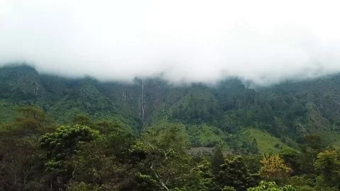 Beautiful view of waterfall landscape, Sumatra, Indonesia. 스톡 동영상 101900924