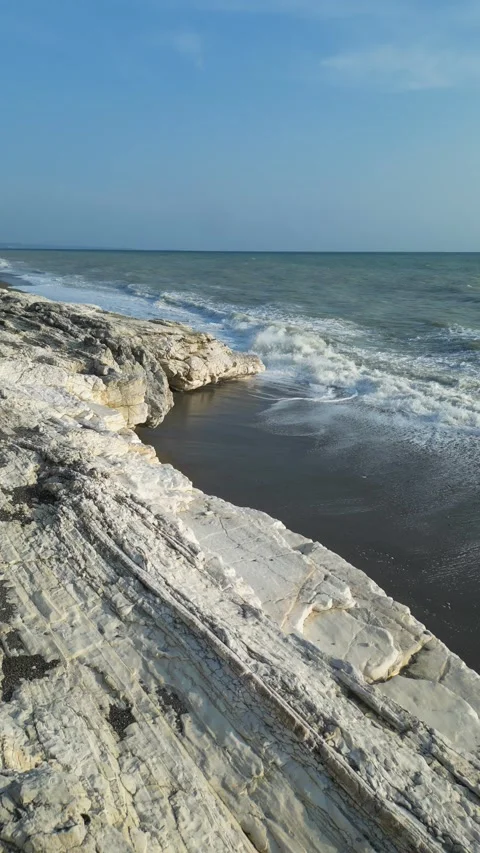 Beautiful view of the white cliffs and the sea coast during a storm Stock Footage 254809085
