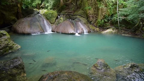 Beautiful waterfall and emerald pool in tropical rain forest in Thailand. Stockbeeldmateriaal 137093004