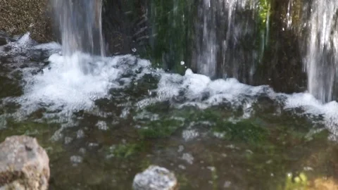 Beautiful waterfall Vídeos de archivo 94118579