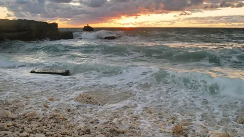 Beautiful wave seascape.  動画素材 86043921