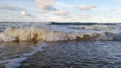 Beautiful waves close up at beach Stockbeeldmateriaal 171546400